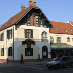 Play Pub House Debrecen - 