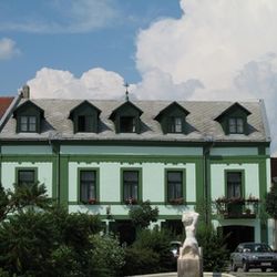 Aranykereszt Hotel Gyula - 