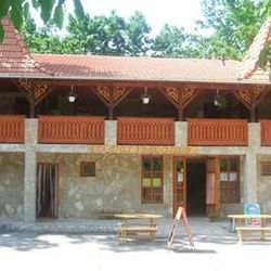 Kiskastély Fogadó-Étterem Füzesgyarmat - A Fogadó Kiskastély Fogadó-Étterem Füzesgyarmat - A Fogadó