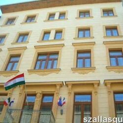 Hotel Queen Mary Budapest - Hotel front