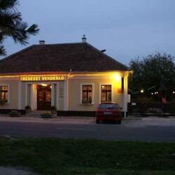 Erzsébet Vendéglő-Fogadó Balatonboglár - A Vendélő este
