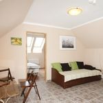 Velocafe Apartman Üröm