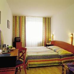 Hotel Touring Budapest - Fürdőszobás szoba