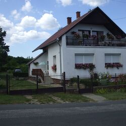 Roni Apartman Badacsonytomaj - 