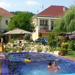 Holiday Vendégház és Szabadidőkert Járdánháza